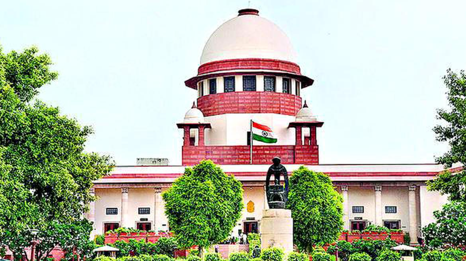 Delhi Government seeks withdrawal of seven cases filed by AAP government against L-G authority in the Supreme Court of India.