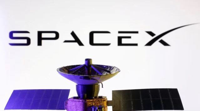 SpaceX Buys EchoStar Spectrum in $17 Billion Deal to Boost Starlink