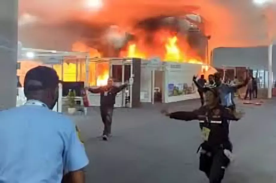 Massive Fire at UN COP30 Climate Summit in Brazil Likely Triggered by Microwave; 21 Injured, Thousands Evacuated