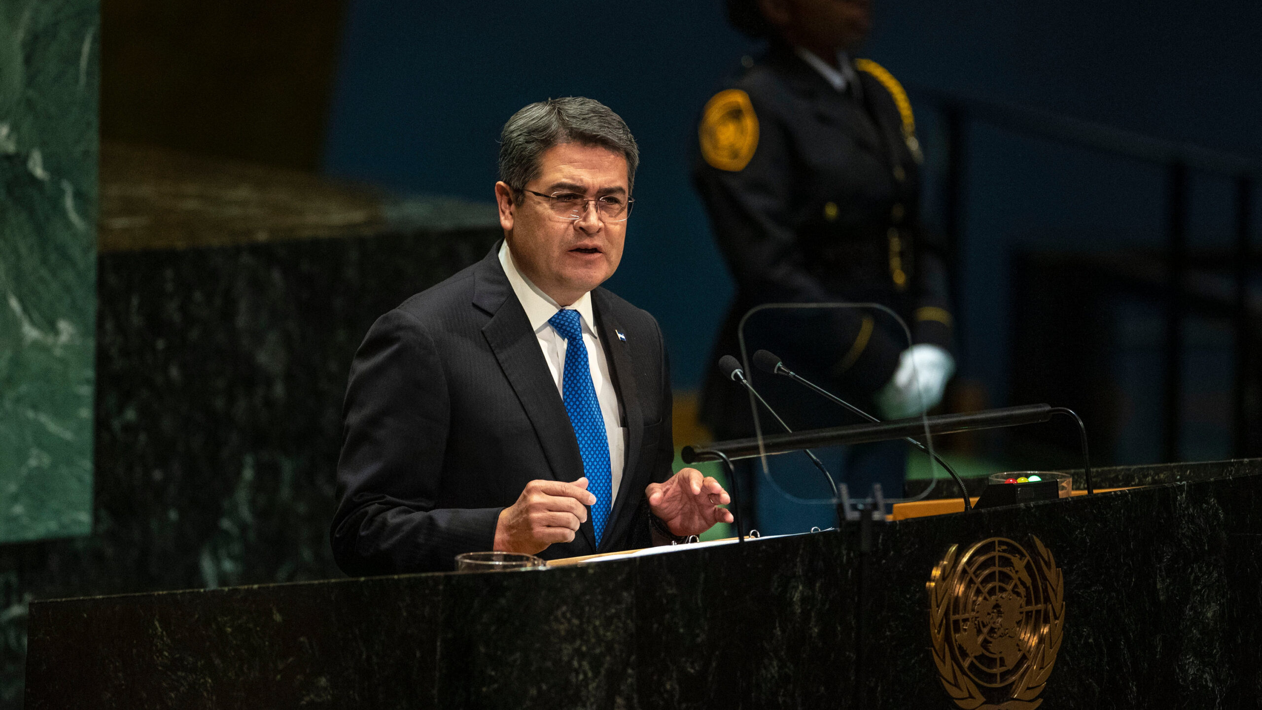 Trump Announces Pardon for Ex-Honduras President Juan Orlando Hernández Convicted of Drug Trafficking