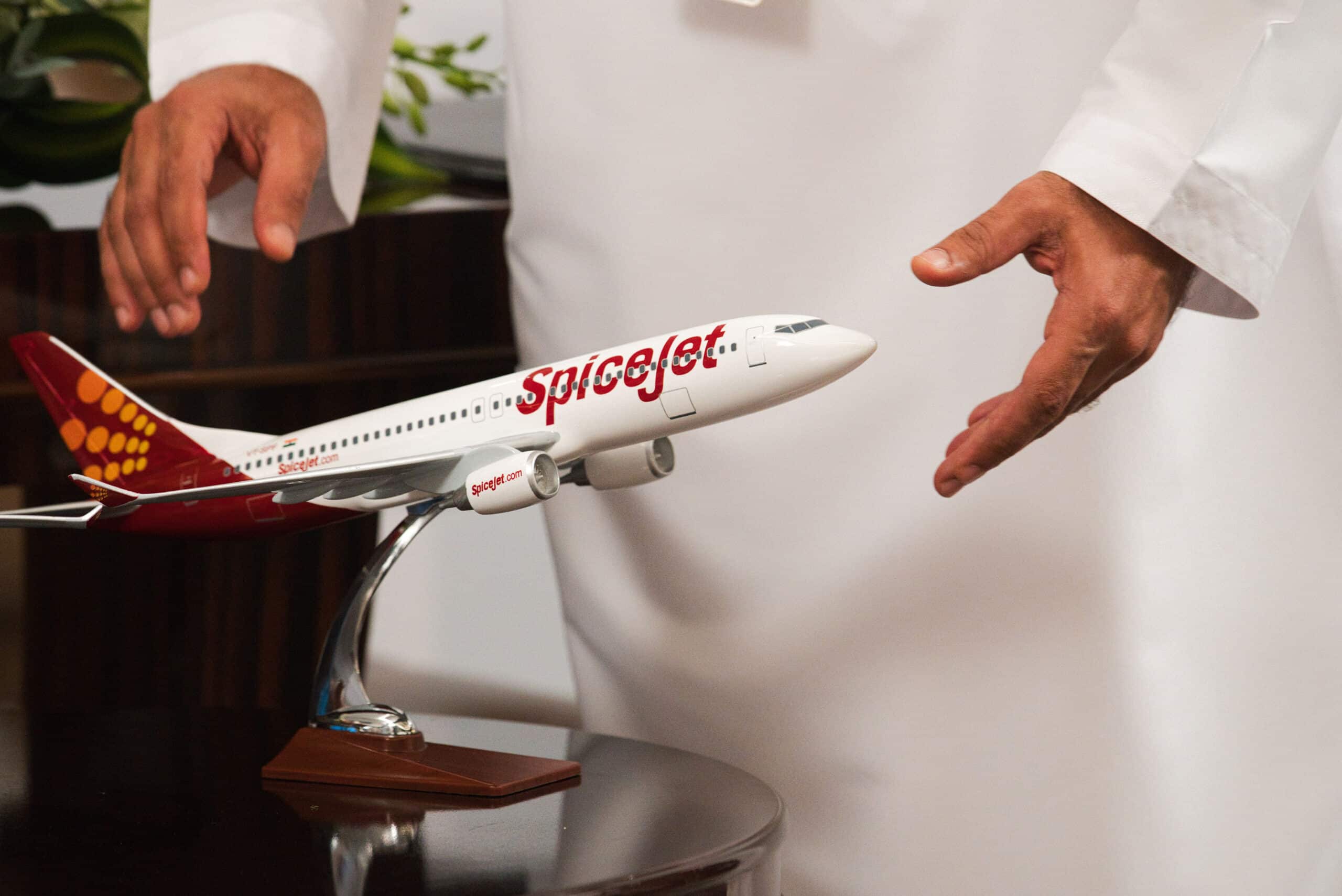 SpiceJet Shares Slide Over 11% in Late Trade; Technical Charts Signal Caution