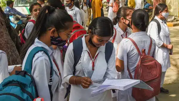 CBSE Single Girl Child Scholarship 2025: Registration Ends Today, Apply Now