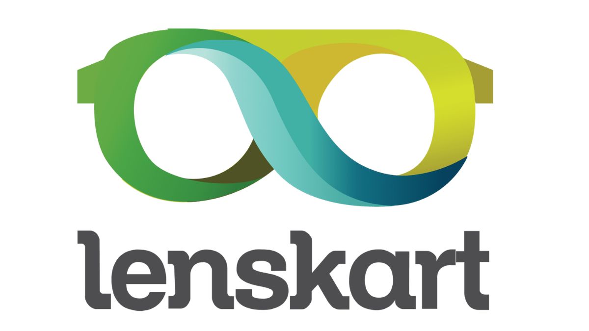 Lenskart store exterior showing customers entering, representing company’s expanding offline presence and Q2 growth in profits and eyewear sales.