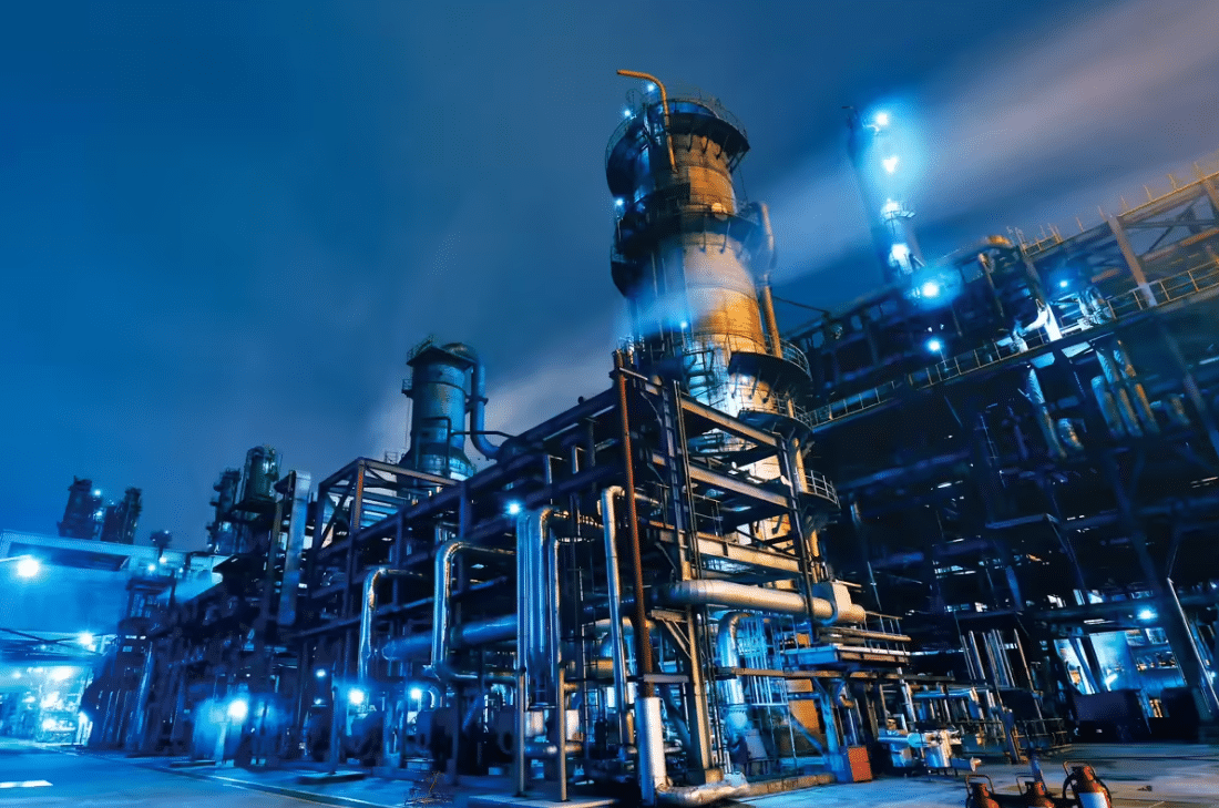 SAMREF refinery in Yanbu Saudi Arabia targeted in aerial attack